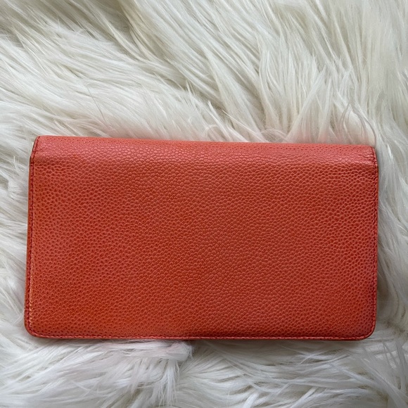 Chanel Wallet - Picture 2 of 8